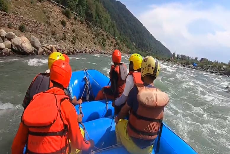 Rafting in Pahalgam