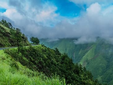 Himachal Pradesh – Land of Mountains & Adventures